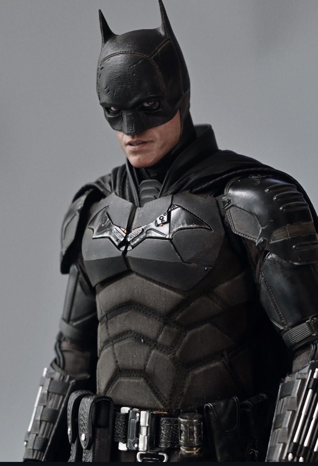 DC Toys The Batman MAFEX Robert Pattinson Movie Version Figurine