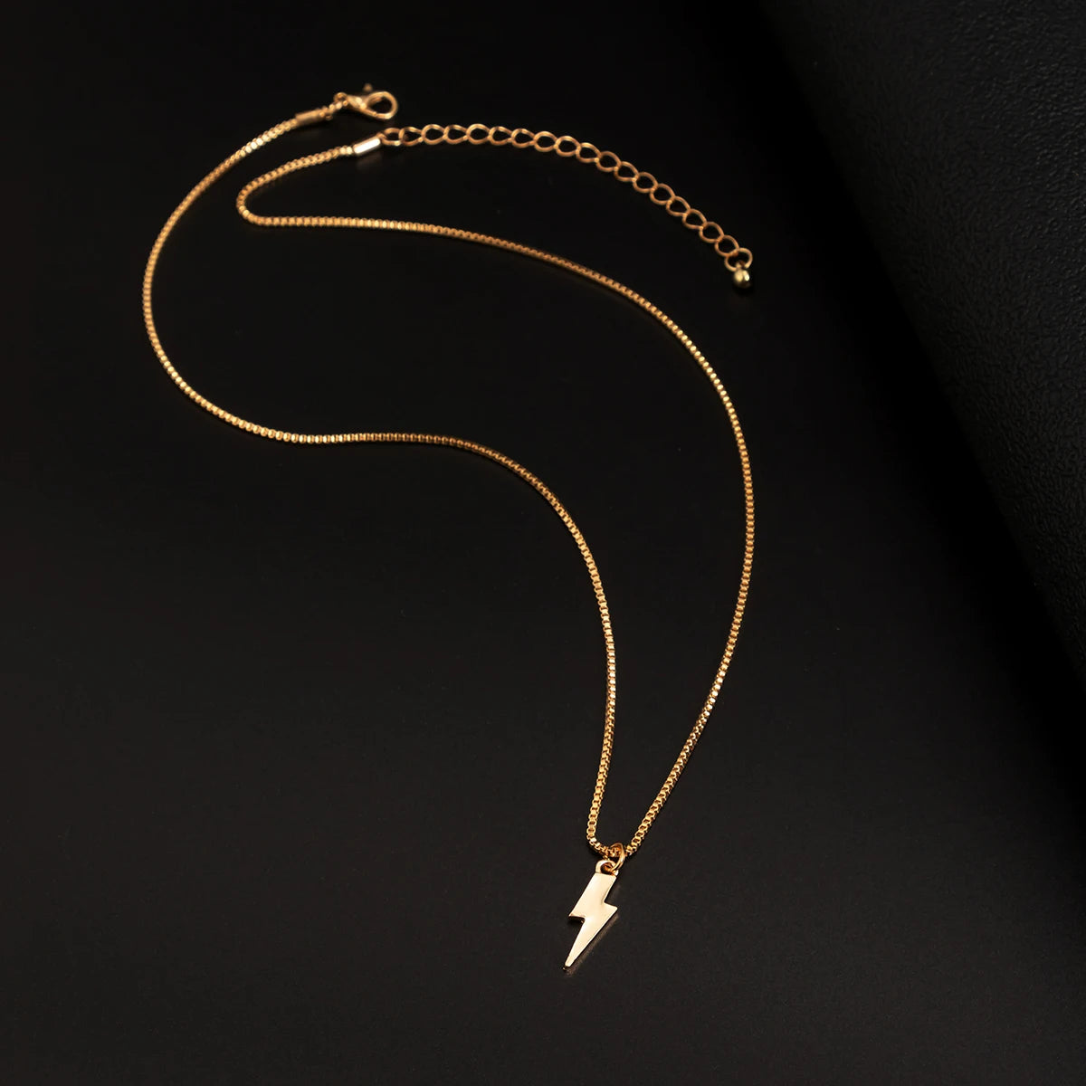 Simple Chains with Lightning Pendants Necklace