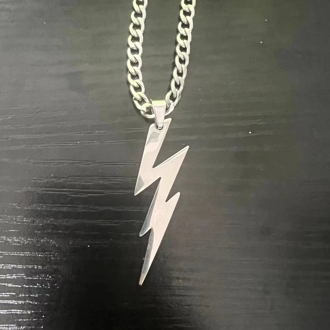 HNSP Bat Flash Stainless Steel Pendant Chain Necklace