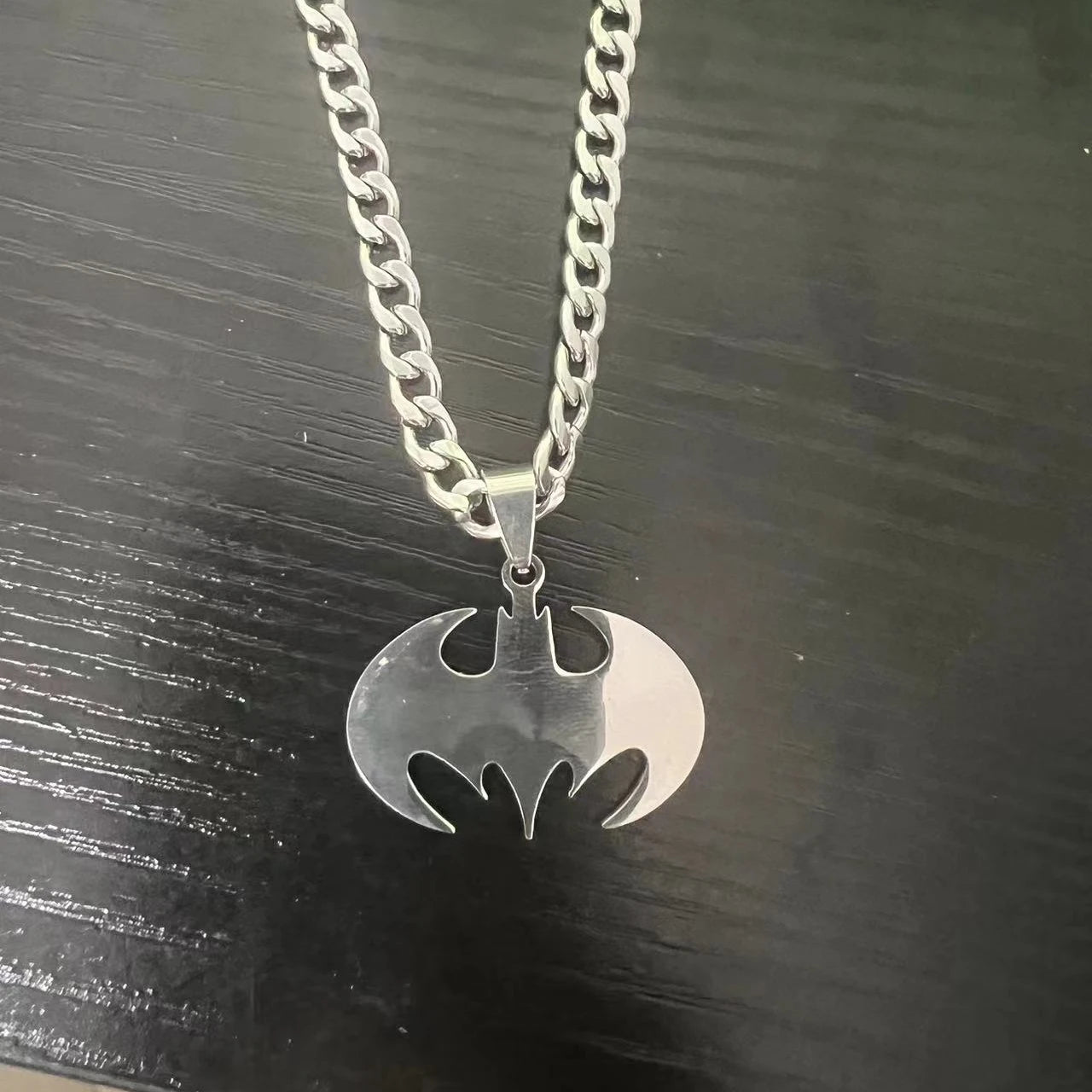 HNSP Bat Flash Stainless Steel Pendant Chain Necklace