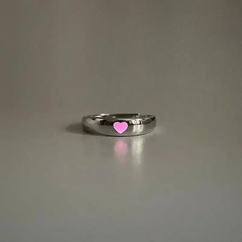 1/2PCS Luminous Love Heart Ring Glow In Dark Fashion